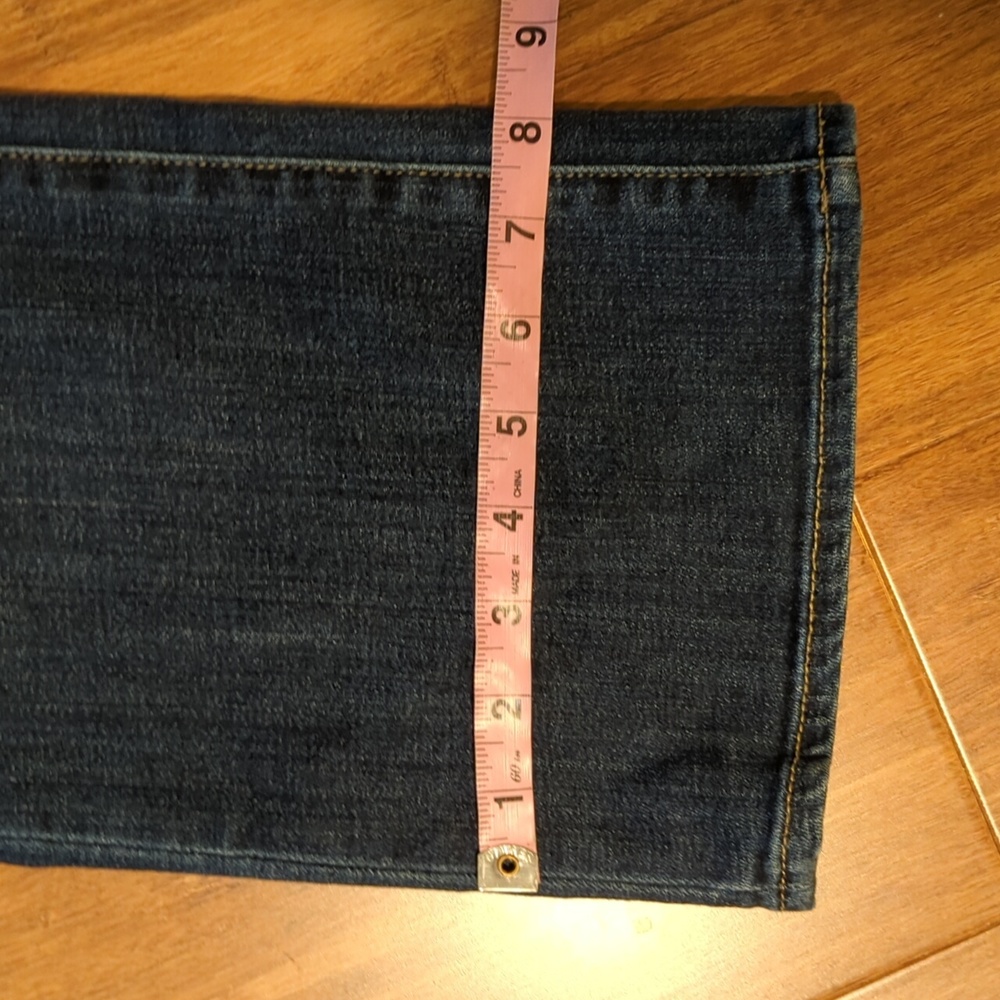 Two by Vince Camuto Straight Leg Jeans Crop? Size 10 *Please Read - Picture 6 of 10